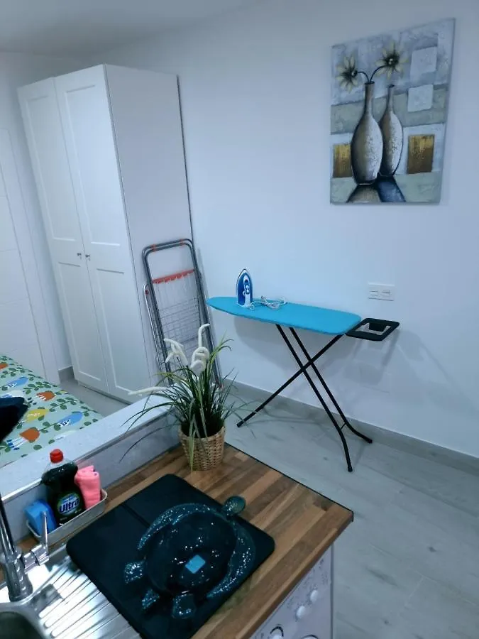 Apartamentos Zanca City Center Free Luggage Storage Málaga