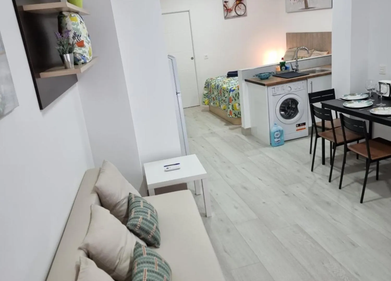 Apartamentos Zanca City Center Free Luggage Storage Málaga España